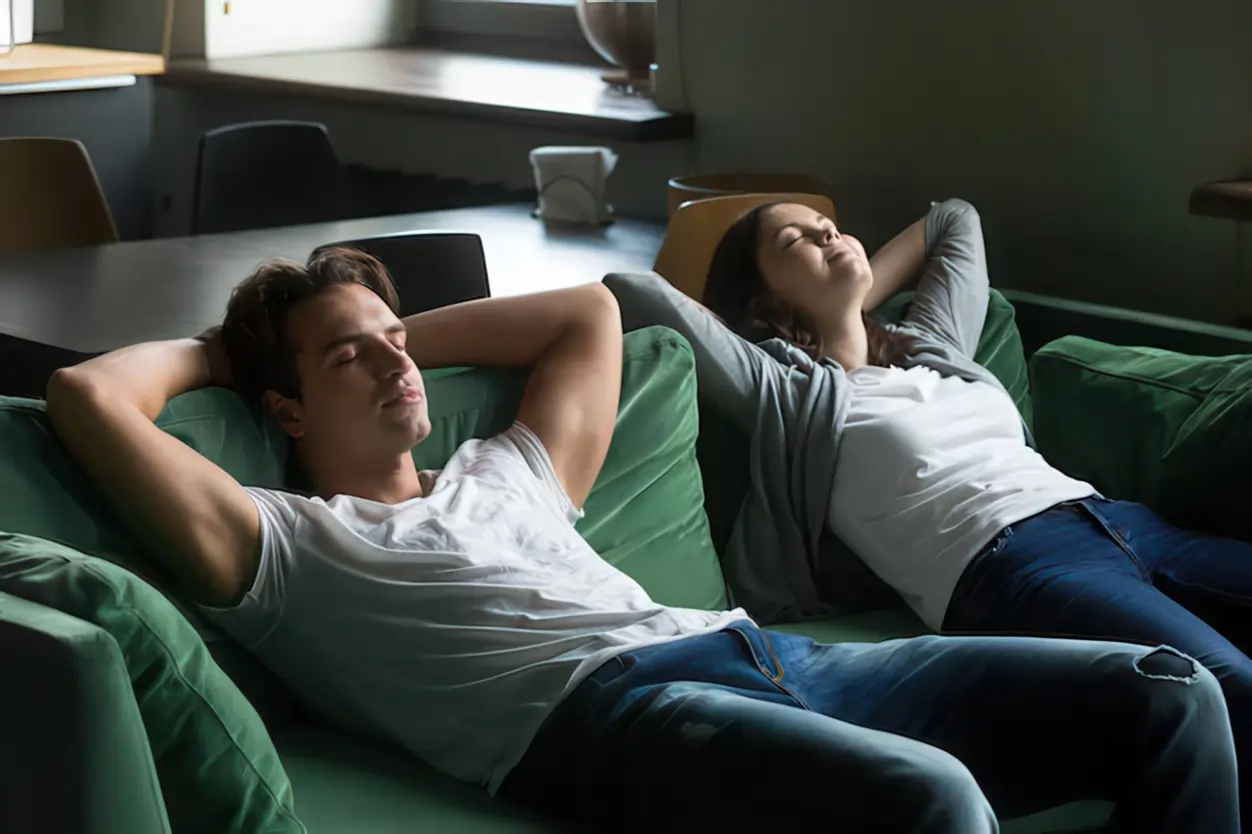 AHMconstructionhappy-senior-man-handshaking-with-financial-advisor_1163-4870 (2)-2